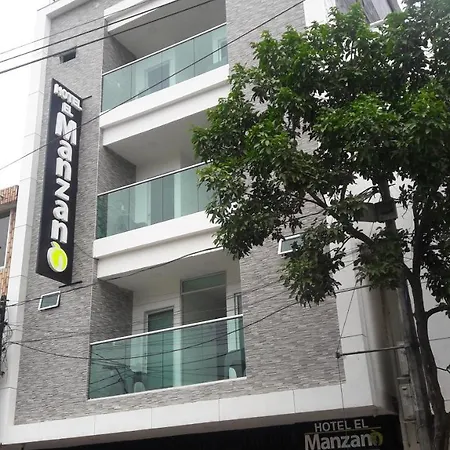 El Manzano Hotel Tumba